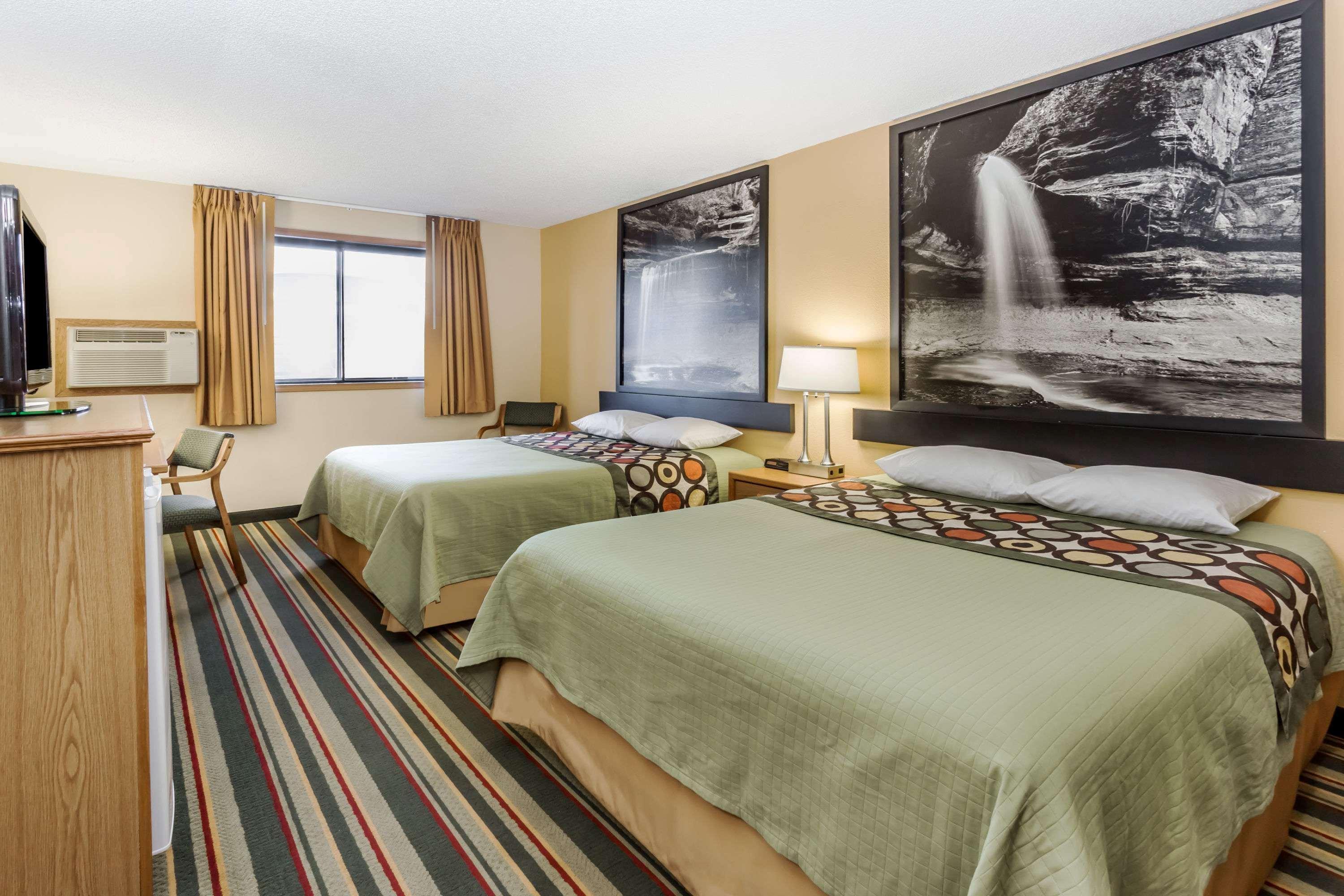Hotel Super 8 By Wyndham Ottawa Starved Rock Exteriér fotografie
